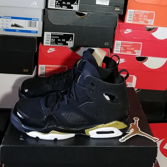 Flight Club Supreme Jordan Black Jordan Retro OG TD 'Black